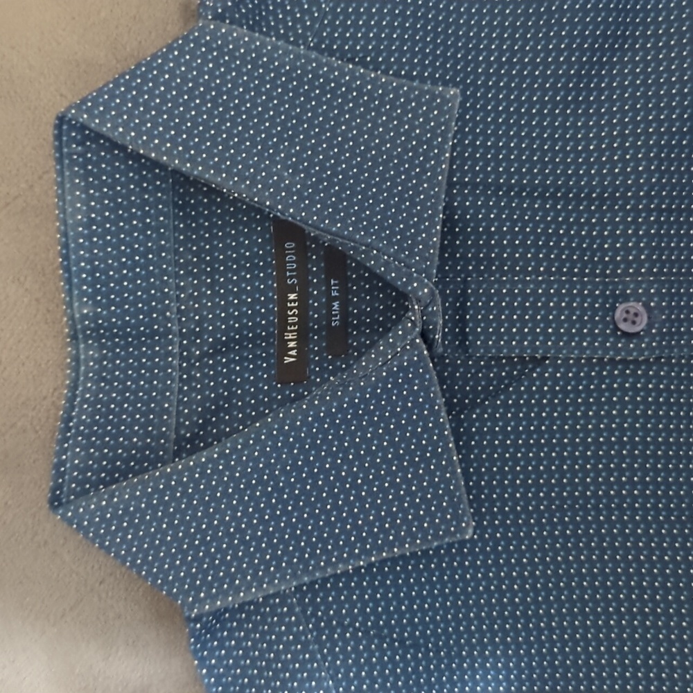 Van Heussen Studio Dress Shirt, Size 15/15.5 - 32/33 Slim Fit